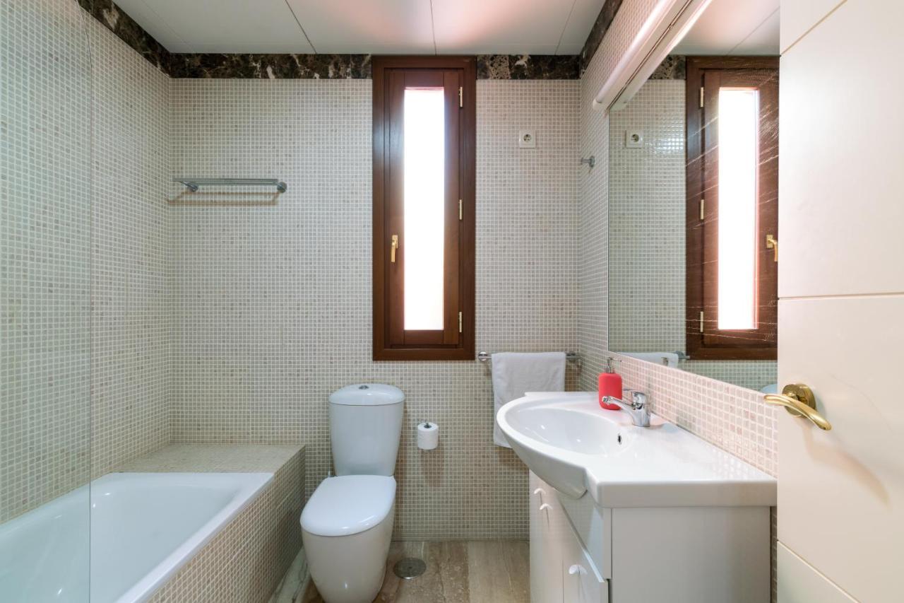 Veoapartment Estrella Seville Luaran gambar