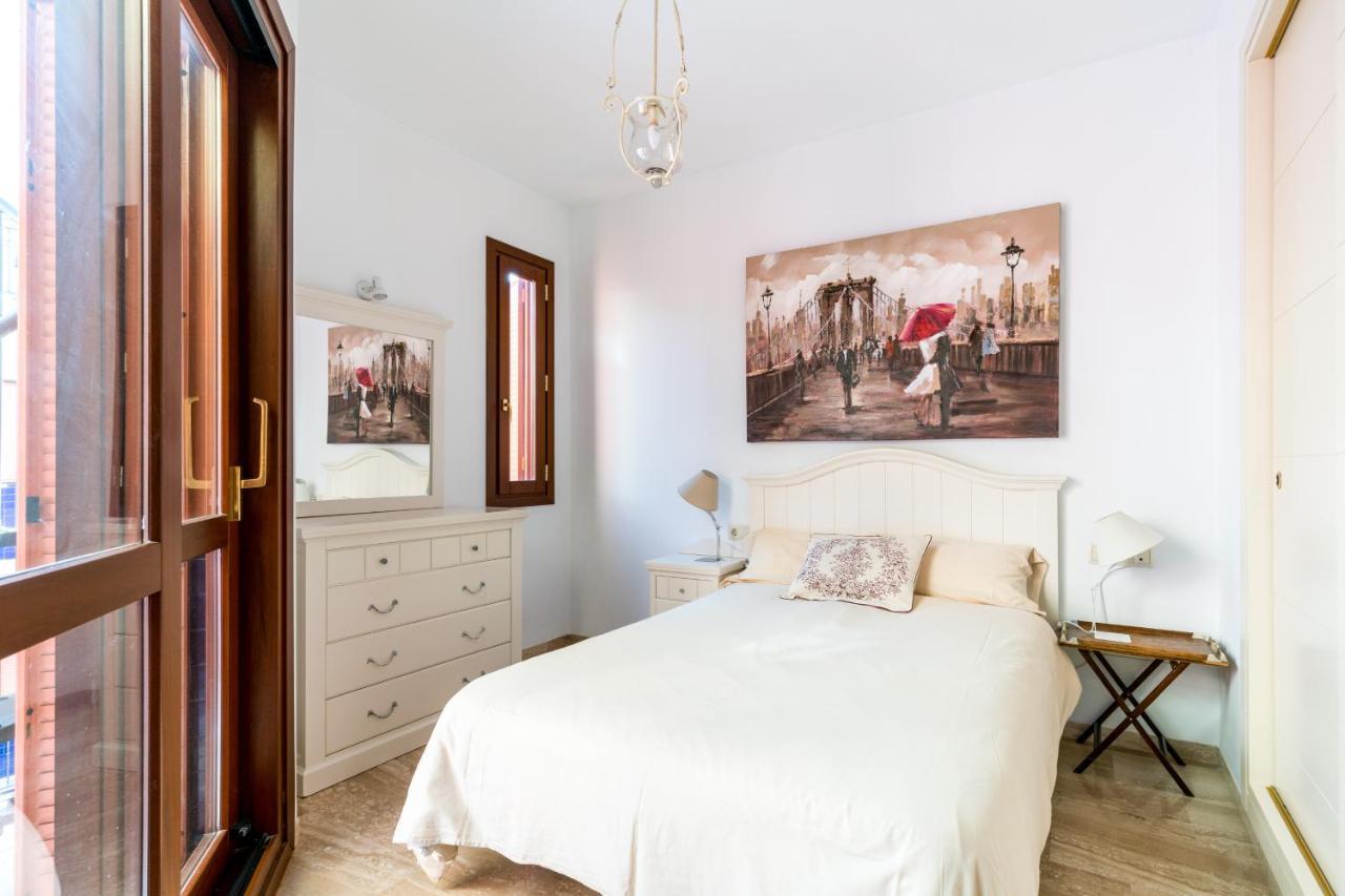 Veoapartment Estrella Seville Luaran gambar